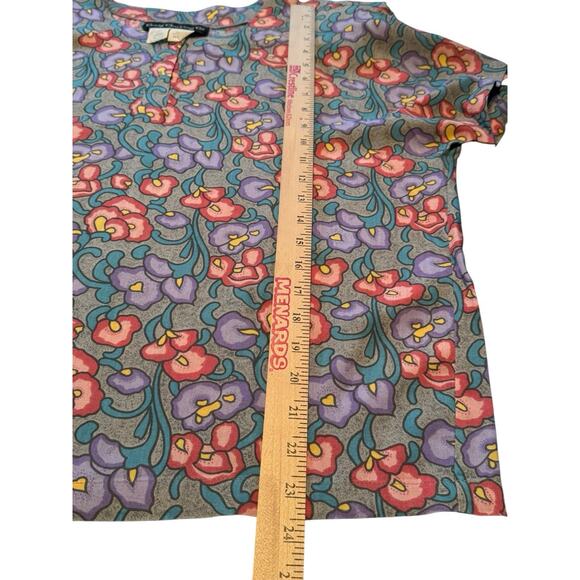 Vintage 90s (?) Tropical Floral Print Henley Rayon Blouse Top Women Large Granny - Picture 5 of 6